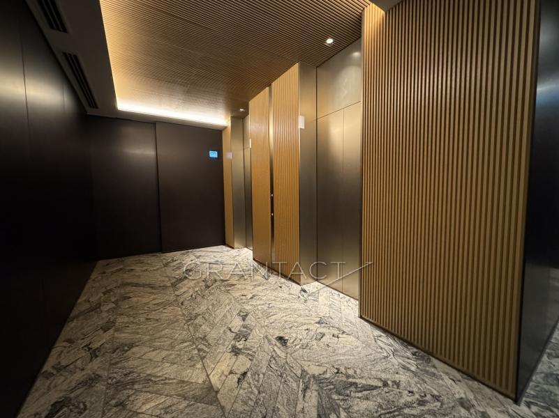 Elevator hall