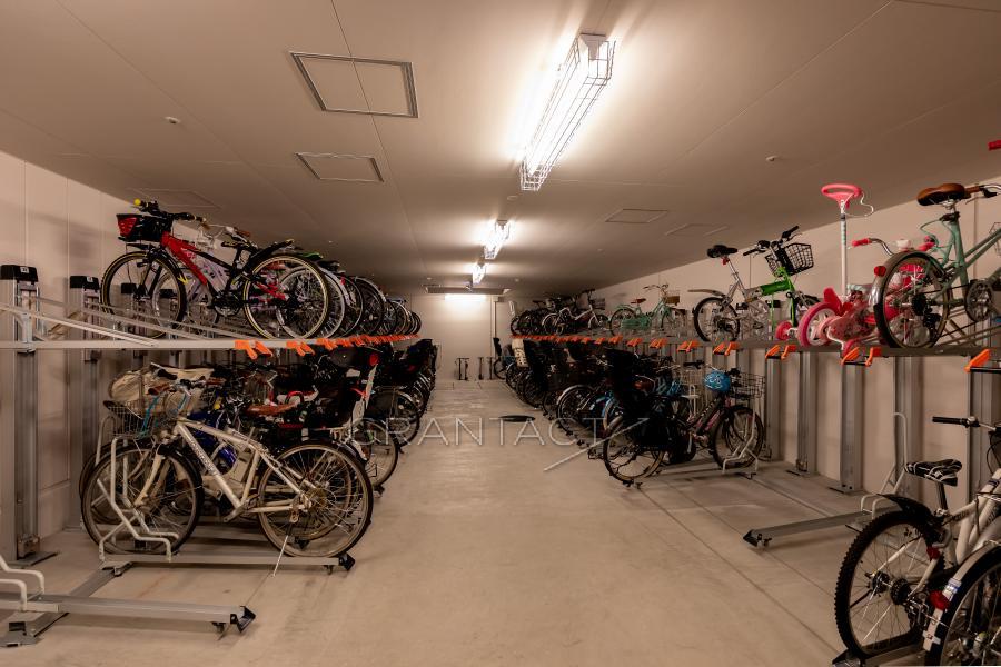 Bicycle parking space